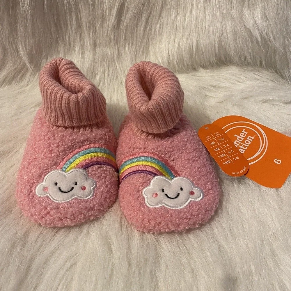 Wonder Nation Slippers Girl's Size 6 Pink Fuzzy Rainbow Bootie Shoes 18 Months